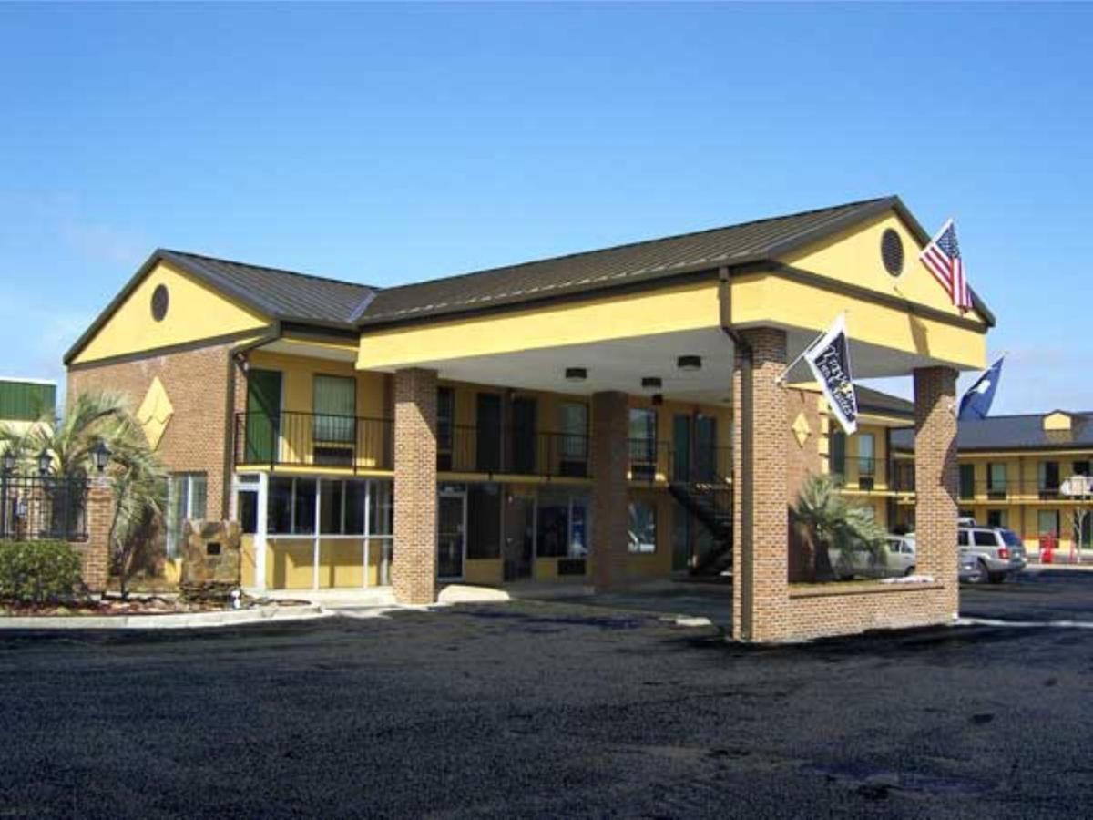 Travelers Inn & Suites 섬터 외부 사진